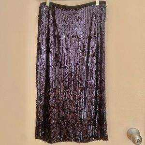 Sequin MIDI skirt 
Size S (BEST OFFER)